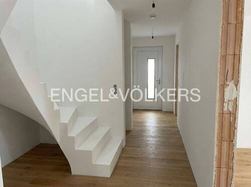 Eingangsbereich (KI-Optimiert) - Doppelhaushälfte mit 120,00 m&sup2; in Hamburg zum Kaufen