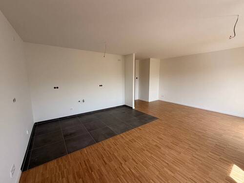 Offener Wohn- und Kochbereich - Etagenwohnung mit 63,10 m&sup2; in Frankfurt am Main zur Miete