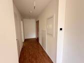 Flur mit Gegensprechanlage - 