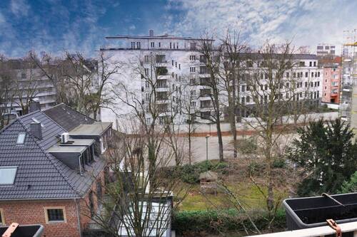 Ausblick Terrasse - Individuelles Wohnen mit Weitblick - 132 m² im Düsseldorfer Zooviertel mit Option Dachausbau