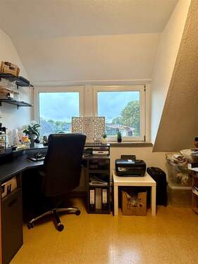 Arbeitszimmer (Wohnung - DG) - 