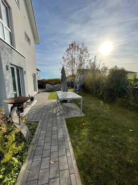 f2e48136-05f7-4fa9-8b94-f32ca1c5b7ef.JPG - 