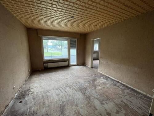 Wohnraum - 3 Zimmer Etagenwohnung zum Kaufen in Schweinfurt