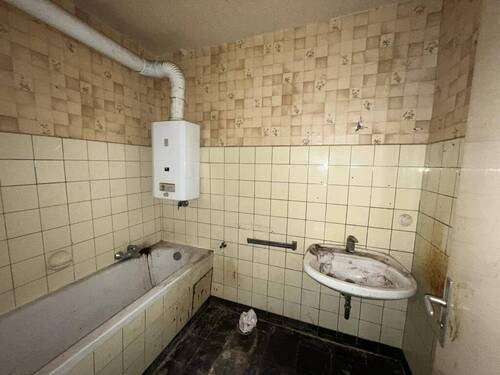 Badezimmer - 3 Zimmer Etagenwohnung in Schweinfurt