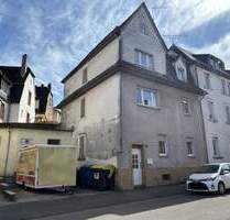 BIETERVERFAHREN - PROVISIONSFREI für Käufer - Sanierungsbedürftiges Zweifamilienhaus aus Nachlass - Pirmasens Innenstadt