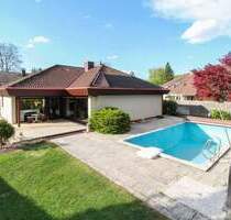 Familienfreundliches Zuhause mit großem Garten, Pool und Potenzial in ruhiger Lage von Gröbenzell!