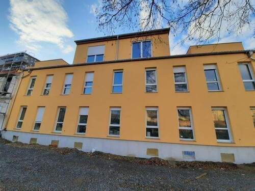 Hausansicht Balkonseite - 2 Zimmer Etagenwohnung in Leipzig