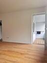 Wohnzimmer - 3 Zimmer Etagenwohnung zur Miete in Nürnberg