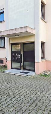 Eingang - Etagenwohnung mit 87,50 m² in Kitzingen zur Miete