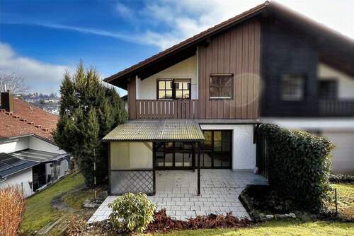 Außenansicht - 5 Zimmer Doppelhaushälfte zum Kaufen in Pfarrkirchen