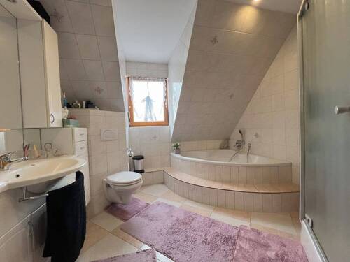 Badezimmer OG Ansicht 2 - 