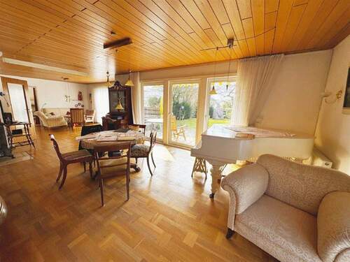 Bild4 - Einfamilienhaus mit 225,20 m&sup2; in Kassel zum Kaufen