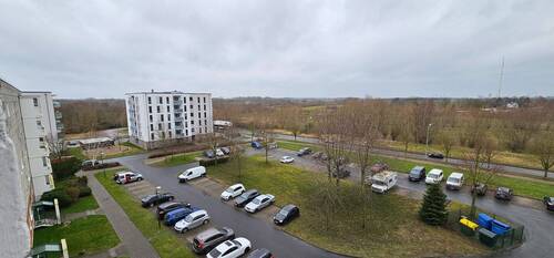 Ausblick_2 - Frisch renovierte 3-Zimmer-Wohnung mit Balkon im DG - ruhige Lage in Rostock-Toitenwinkel