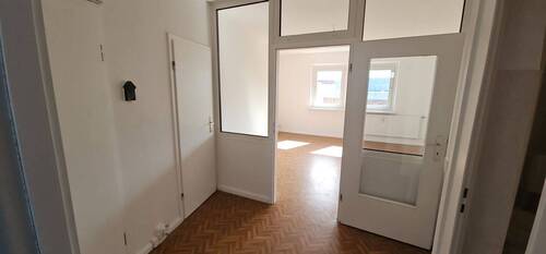 Flur - 3 Zimmer Etagenwohnung zur Miete in Rostock