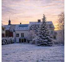 **Provisionsfrei** Zwei Häuser- ein Zuhause: Wohnen mit Charme u. Geschichte! - Bad Vilbel Gronau