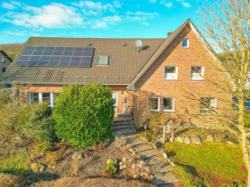 Ansicht - 9 Zimmer Mehrfamilienhaus, Wohnhaus zum Kaufen in Kreuztal