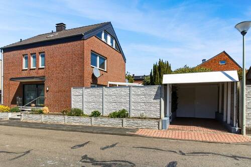 Außenansicht (2).jpg - Einfamilienhaus mit 128,00 m&sup2; in Selm zum Kaufen