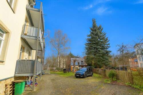 gepflegtes Grundstück - Etagenwohnung mit 81,50 m&sup2; in Dresden zum Kaufen