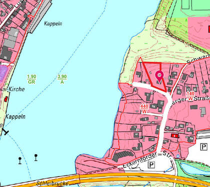 Grundstück rot markiert - 