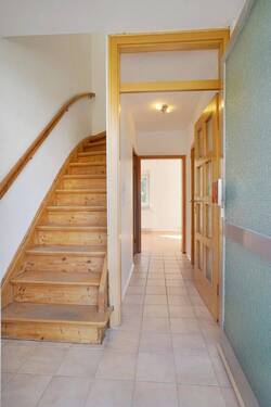 Eingangsbereich - 4 Zimmer Doppelhaushälfte zum Kaufen in Bretten