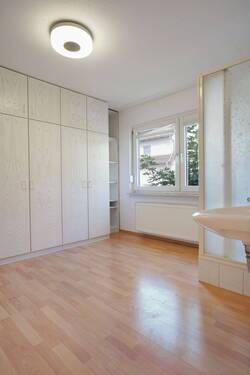 Zimmer 1 EG Ansicht 1 - 4 Zimmer Doppelhaushälfte in Bretten