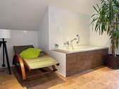 Badezimmer im DG - 5 Zimmer Einfamilienhaus in Drei Gleichen