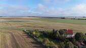Luftbild - Einfamilienhaus mit 167,90 m&sup2; in Drei Gleichen zum Kaufen