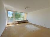Schlafzimmer mit Zugang zum Balkon - Etagenwohnung mit 97,40 m² in München zum Kaufen