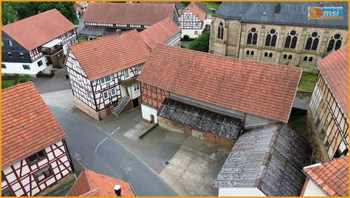 Blick auf das Anwesen - Einfamilienhaus mit 130,00 m² in Neustadt (Hessen) / Mengsberg zum Kaufen