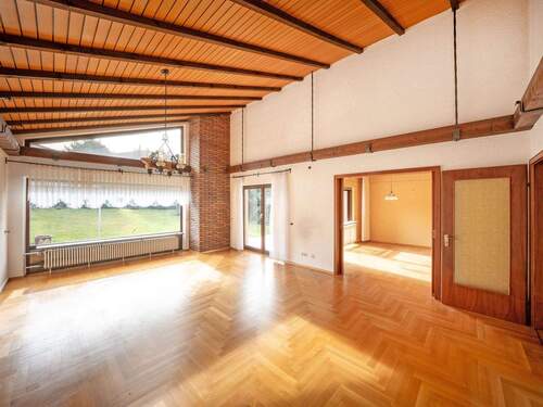 Wohnen/Essen - 9 Zimmer Einfamilienhaus in Mühlhausen