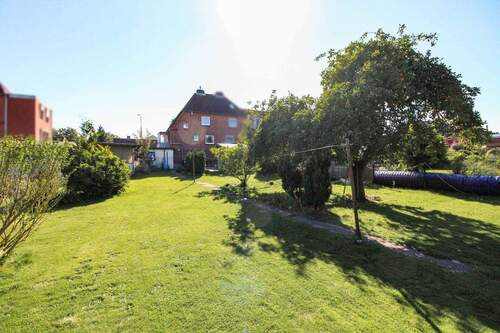 Ansicht vom Garten - 