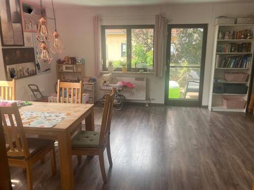 12. Wohn- und Essbereich - 