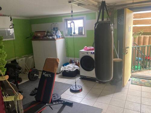 21. Waschmaschinenplatz und Hobby - 