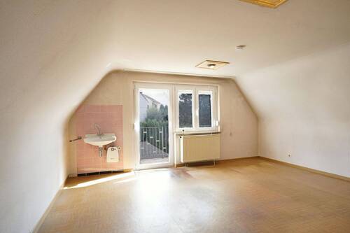 Zimmer 3 OG Ansicht 1 - 