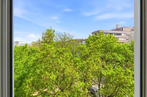 Blick von der Wohnung - ++ Modernes Refugium im Heusteigviertel - sofort beziehbar ++