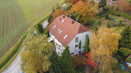 Lufbild - 9 Zimmer Mehrfamilienhaus, Wohnhaus in Bischbrunn