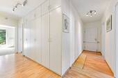 Flur - 4 Zimmer Terrassenwohnung zum Kaufen in Hamburg