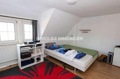 Schlafzimmer Nebengebäude - 