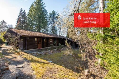 Blockhaus - Wohnen auf großem Grundstück in idyllischer Umgebung