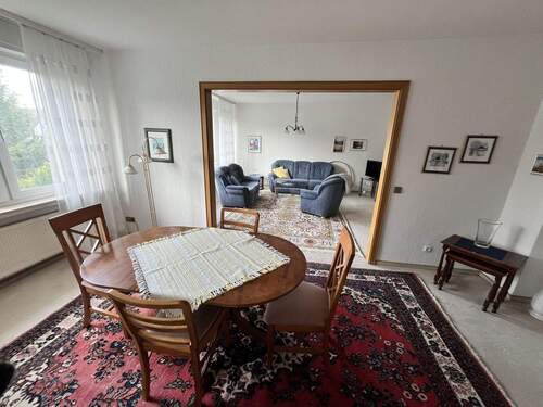 Wohn - Esszimmer Ansicht 1.jpg - 4 Zimmer Etagenwohnung zur Miete in Dortmund