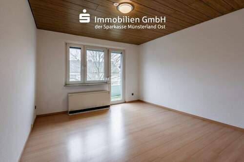 Wohnzimmer - 3 Zimmer Etagenwohnung in Ahlen