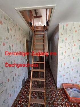 Zugang zum Dachgeschoss.jpg - 
