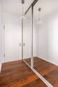 Flur mit Einbauschrank - 