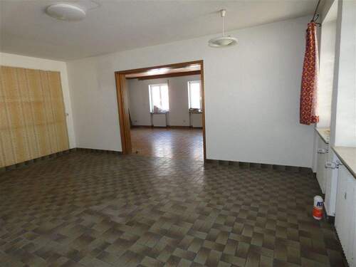 Küche mit Zugang zum Wohnzimmer - 
