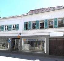Wohn- und Geschäftshaus zum Ausbau im Zentrum von Deidesheim