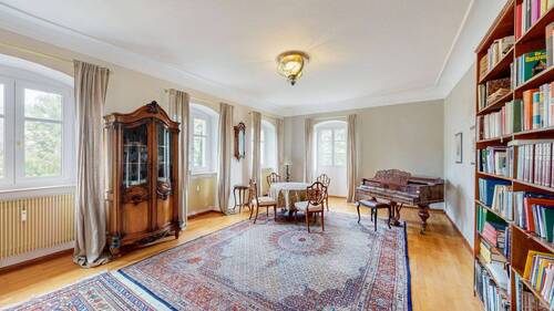 Wohnzimmer / Bibliothek OG - 