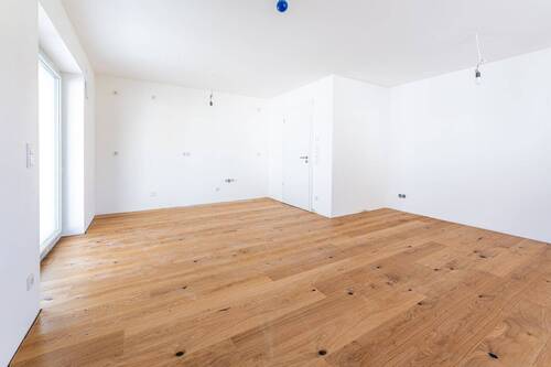 SO108743-1 - 3 Zimmer Etagenwohnung zum Kaufen in Wallersdorf