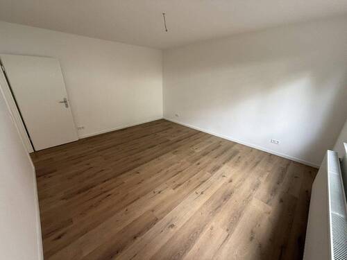 Schlafzimmer - Etagenwohnung mit 75,00 m&sup2; in Solingen zur Miete