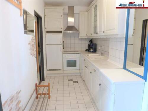 Küchenbereich mit Abstellraum - 