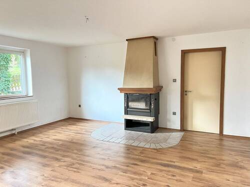 Wohnzimmer_H5 - Einfamilienhaus mit 294,00 m² in Dörentrup zum Kaufen